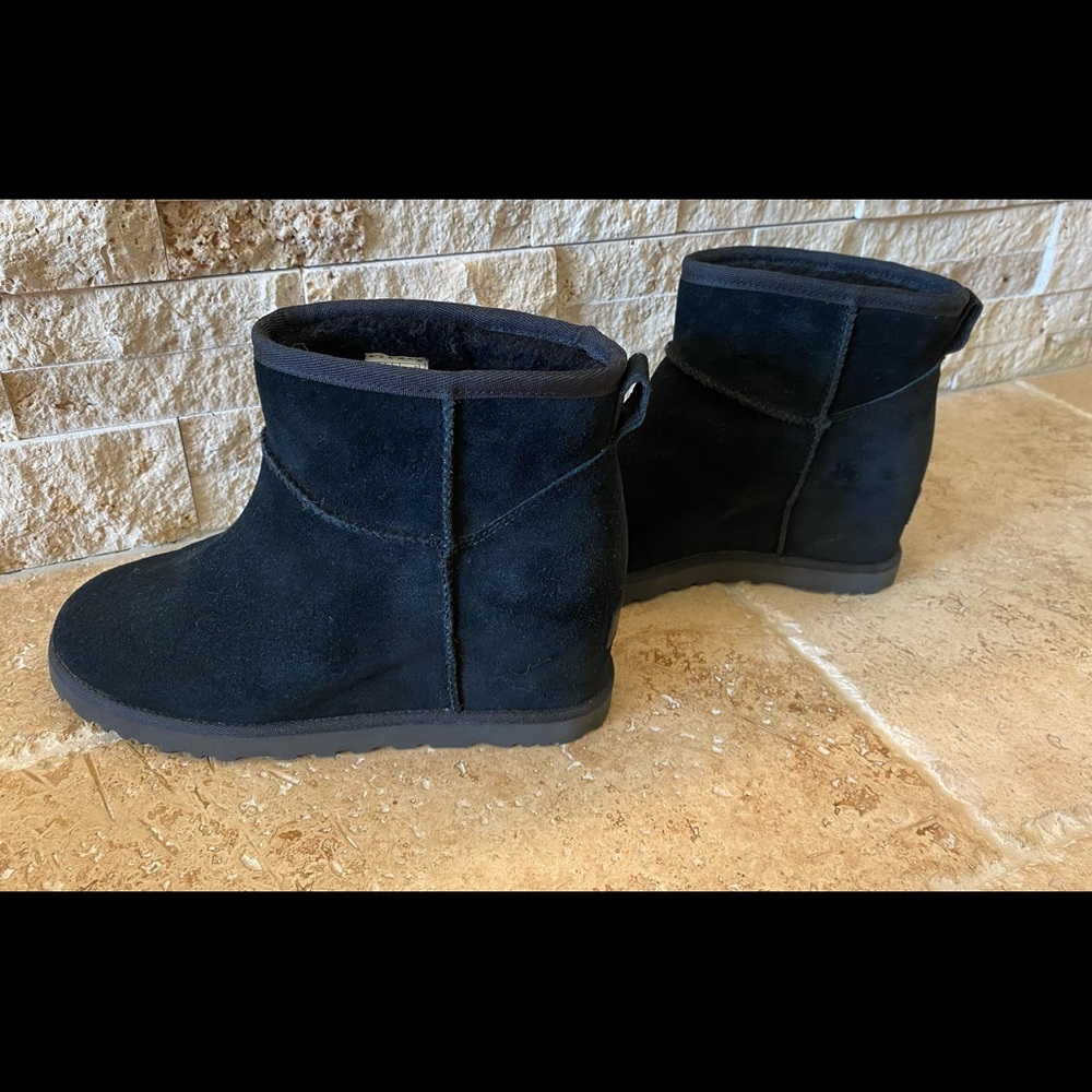 Ugg Classic Femme Mini Wedge Bootie